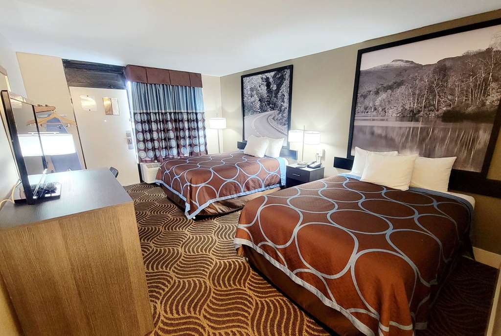 Super 8 by Wyndham Marion NC - photo 11