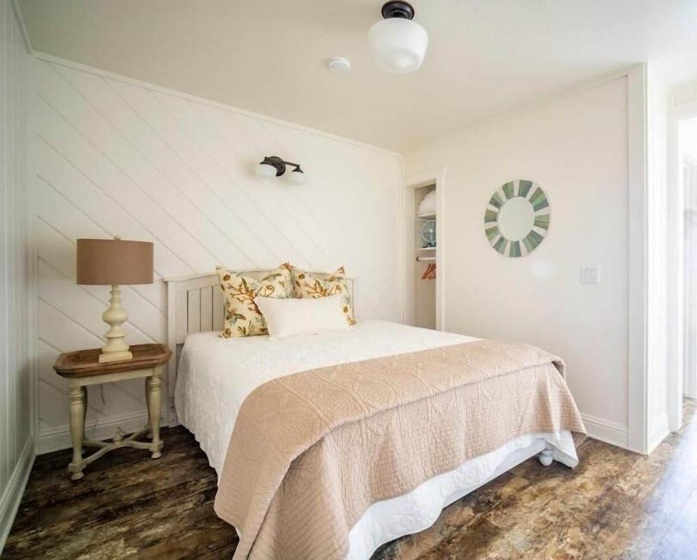 Bandon Marina Inn - photo 16