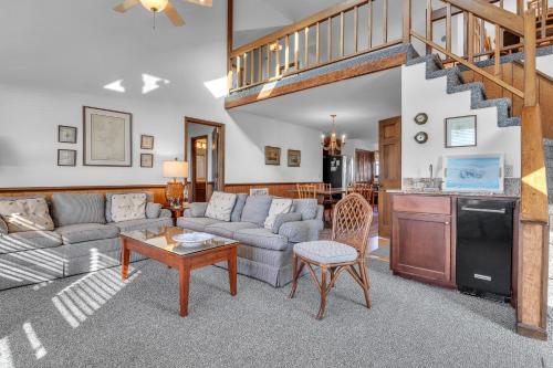Wahoo by Oak Island Accommodations - photo 49