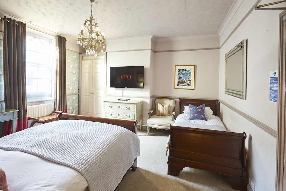 The Ormond At Tetbury — Tetbury — photo 5