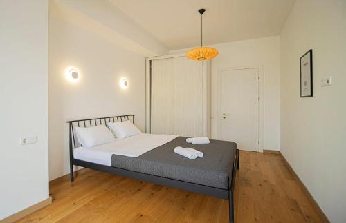 Vake Chic 2BR Comfort Home By Wehost