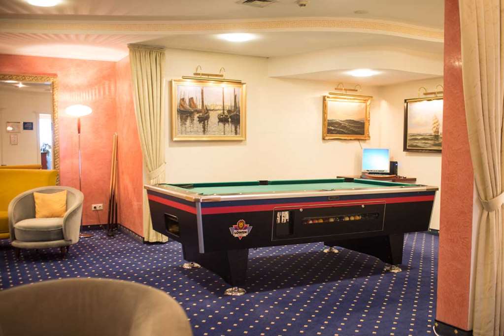 Haus Lobby Billard