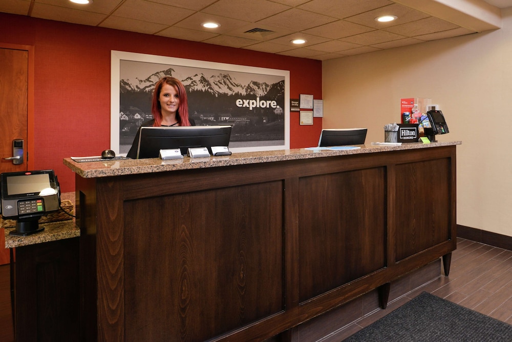 Hampton Inn Idaho Falls Airport - photo 6