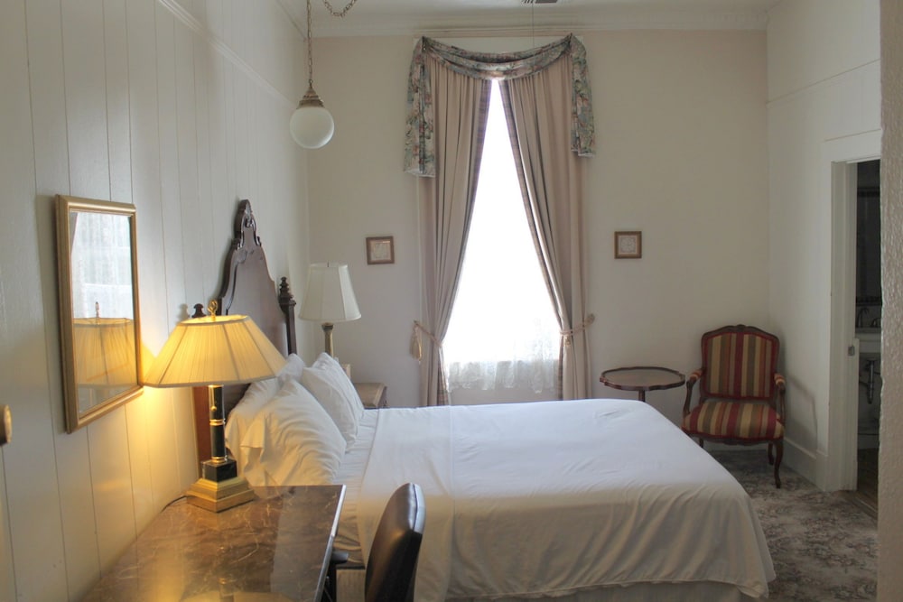 The Hotel Limpia - photo 47
