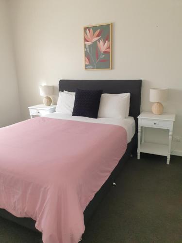 Heinlen on Bridges Street in Mount Gambier, Australia