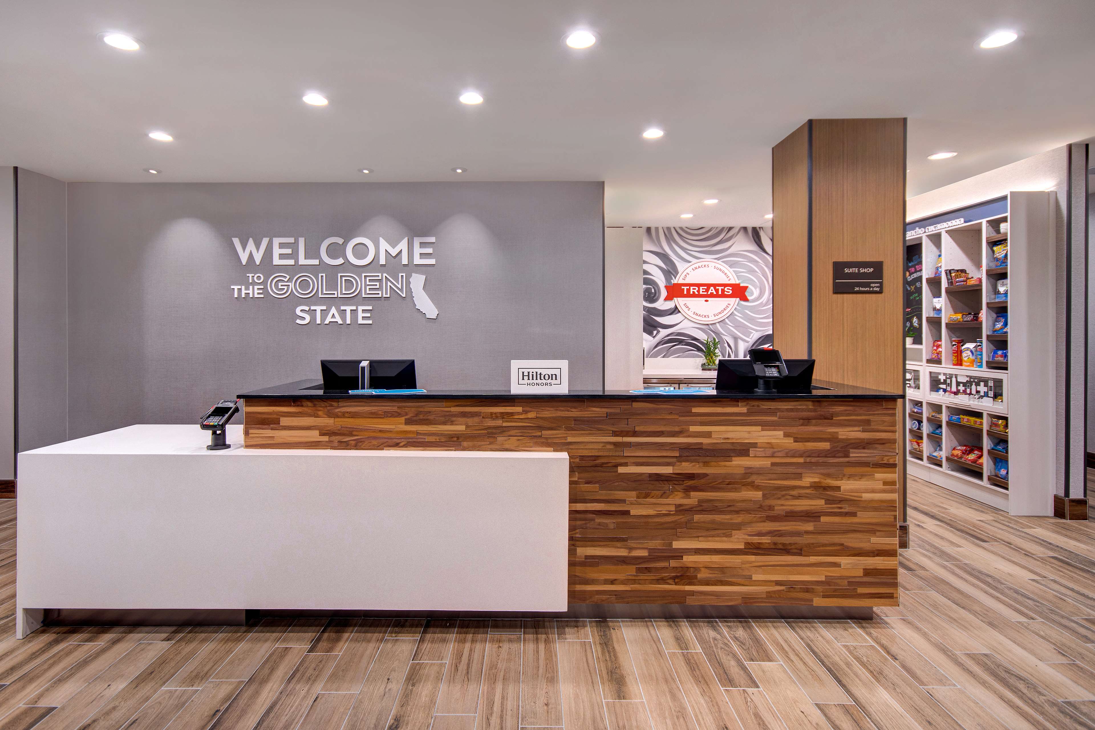 Hampton Inn & Suites Ontario Rancho Cucamonga - photo 4