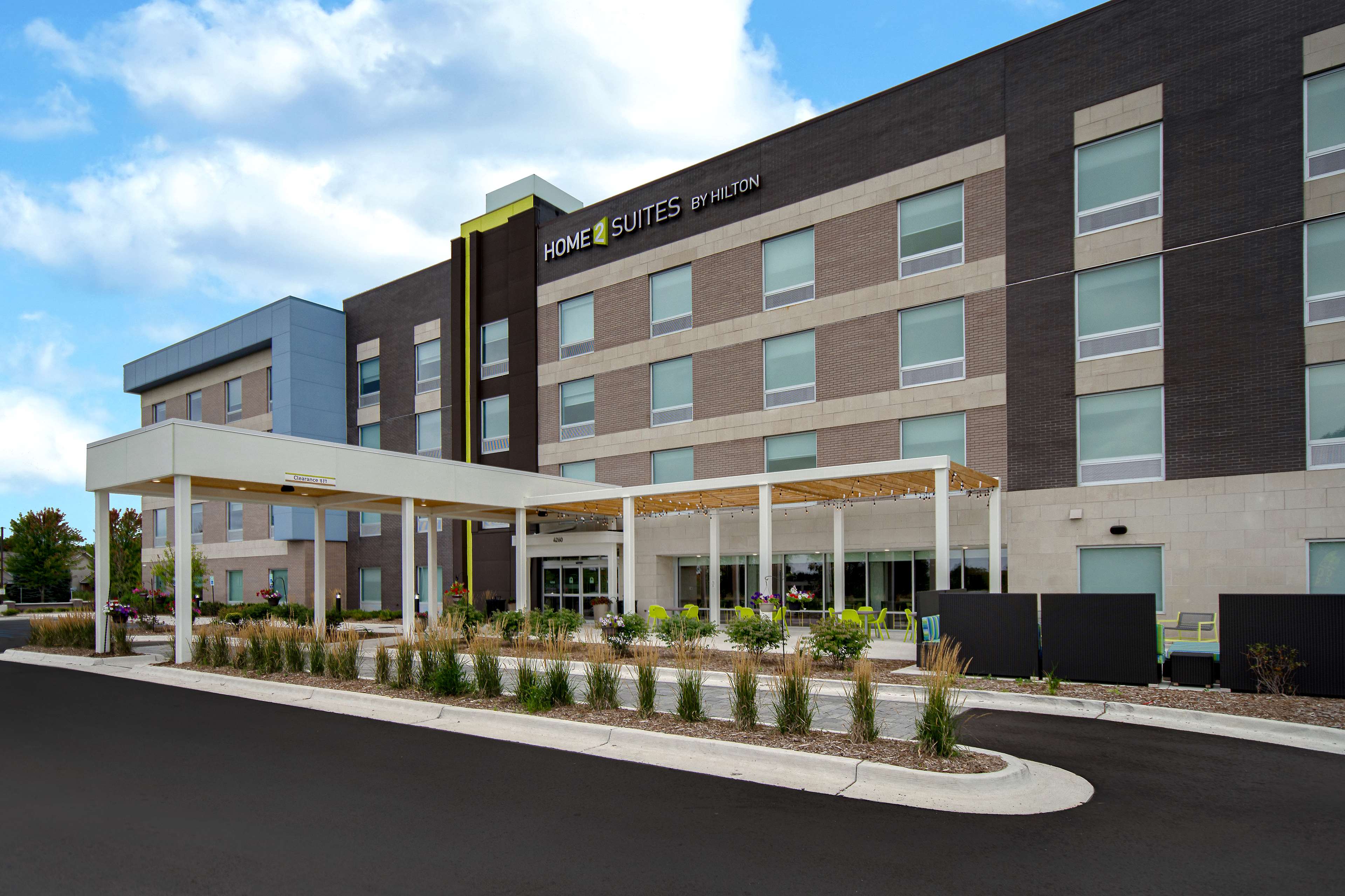 Home2 Suites by Hilton Grand Rapids Airport - featured photo