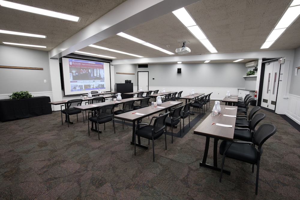 Rutgers University Inn and Conference Center - photo 20