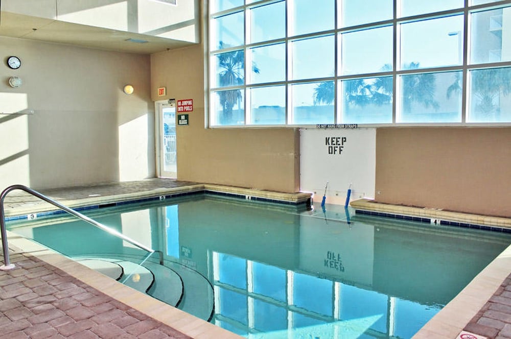 Crystal Shores West 1102 - photo 31