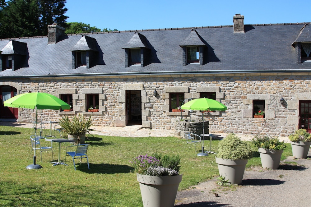 Domaine de Lesvaniel - last minute hotel in Landudec
