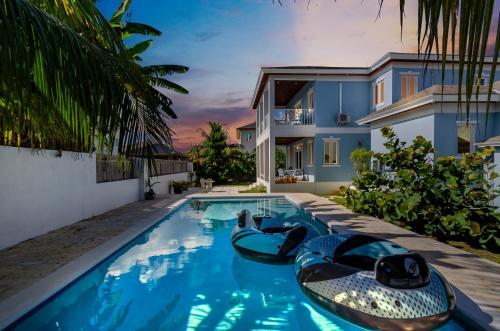 Blu Diamond Luxury Estate in Nassau, Bahamas