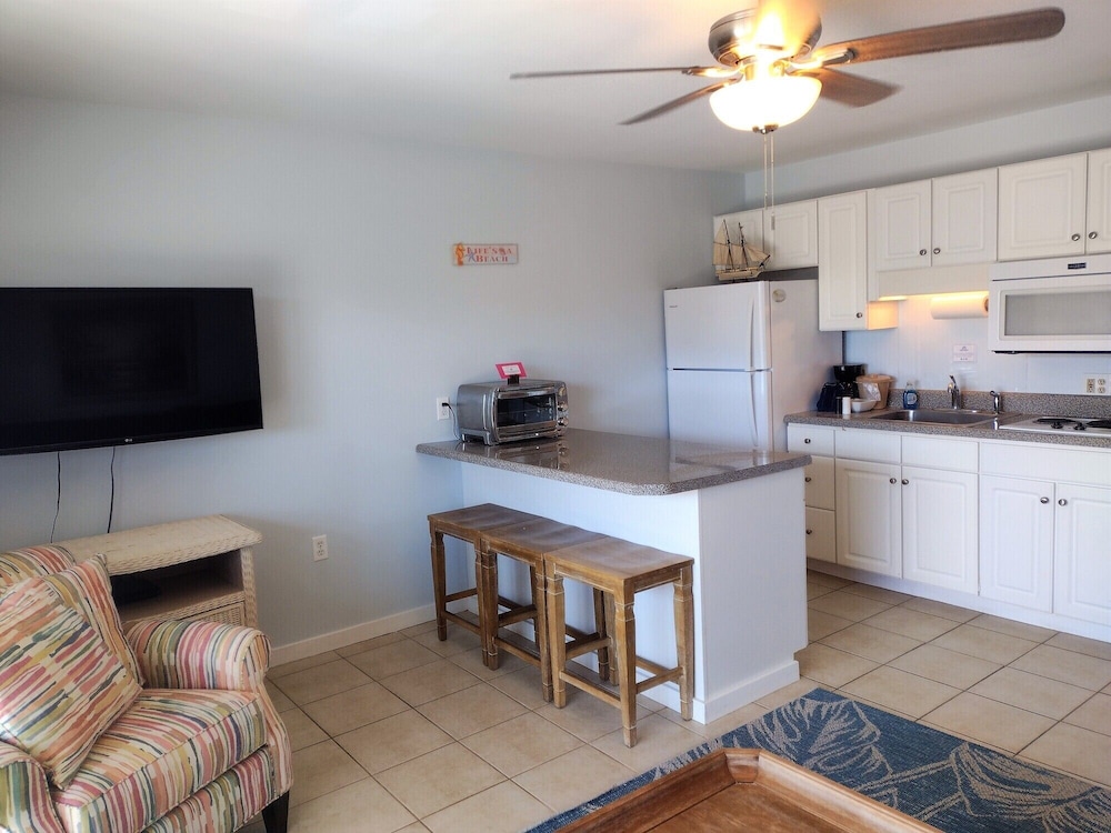 Sandpeddler Inn & Suites - photo 122