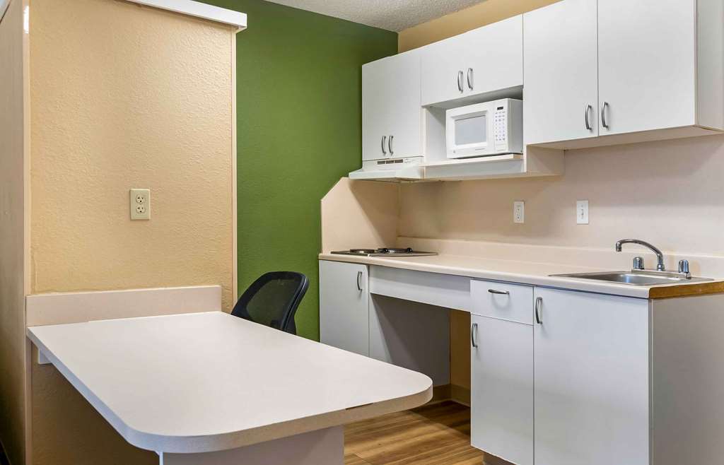 Extended Stay America Select Suites Detroit Novi Haggerty Rd - photo 25
