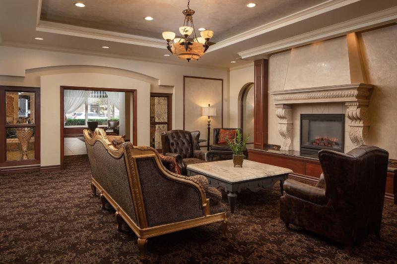 The Louie A Davenport Hotel Autograph Collection - photo 9