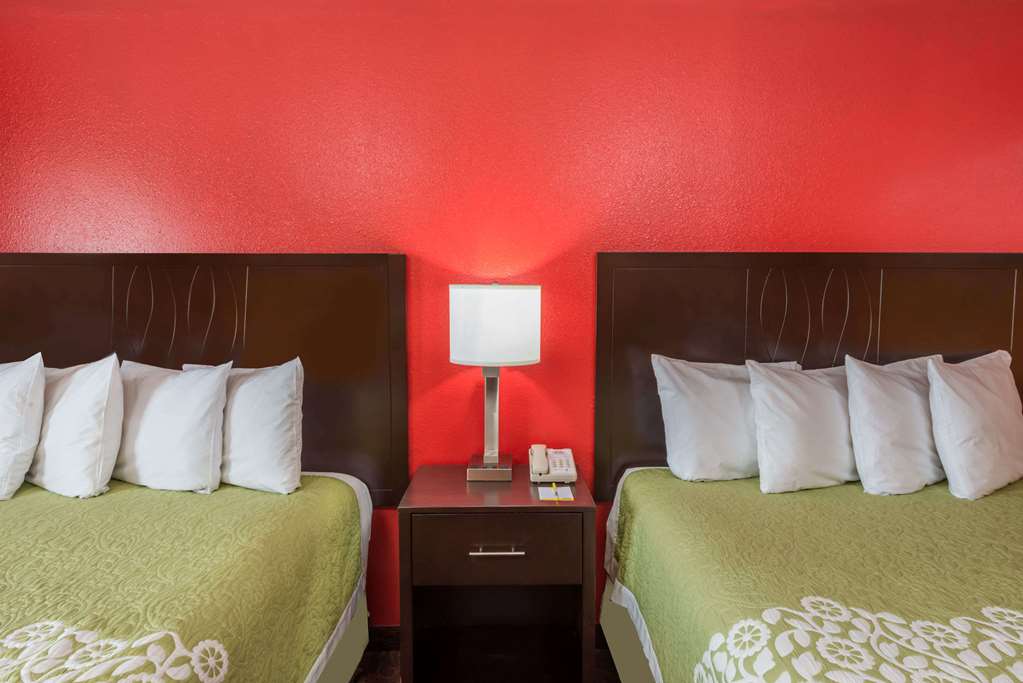 Days Inn by Wyndham Mexico - photo 11