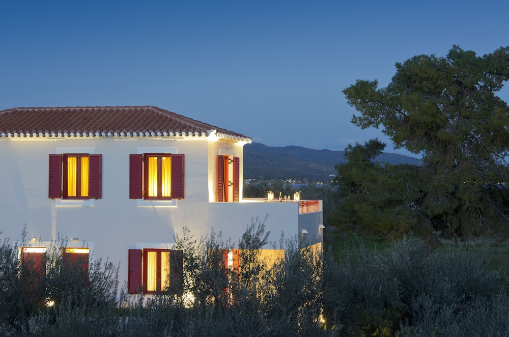 Makis Inn Resort — hotel in Ermioni