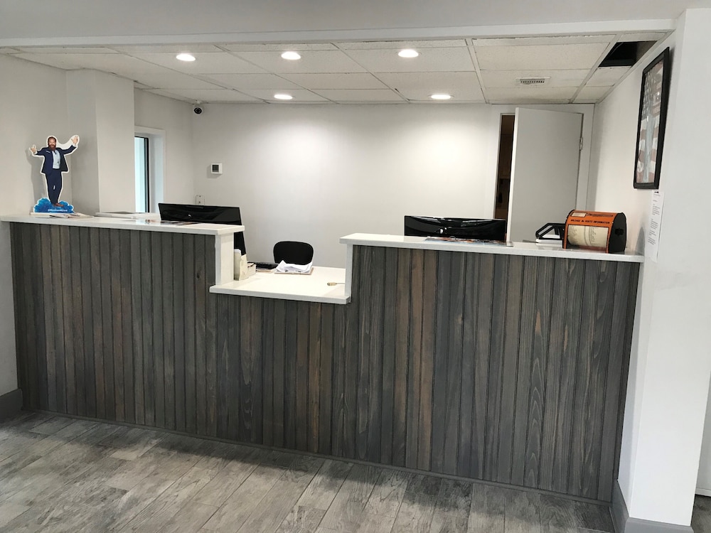 Days Inn by Wyndham Ridgeland South Carolina - photo 3