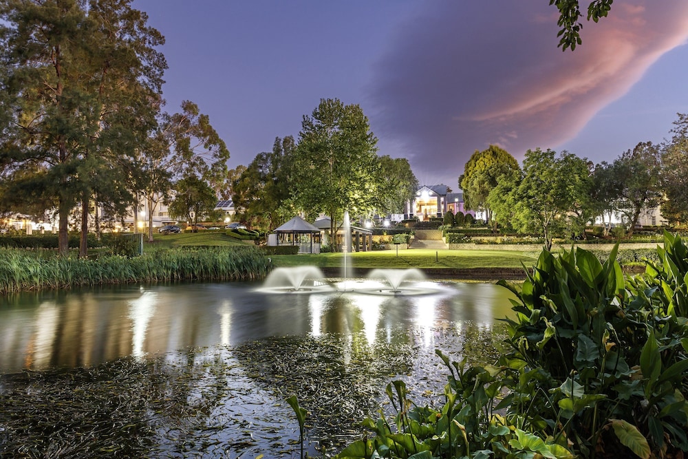 Crowne Plaza Hawkesbury Valley