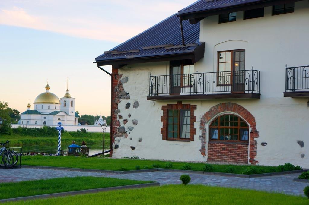 Island Park — Ostrov — photo 4