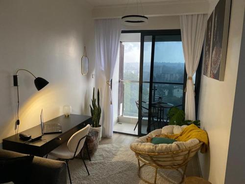 1Bed apt with rooftop pool gym and scenic views in Westlands