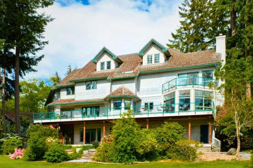 The Quintessa Estate in Clinton, United States