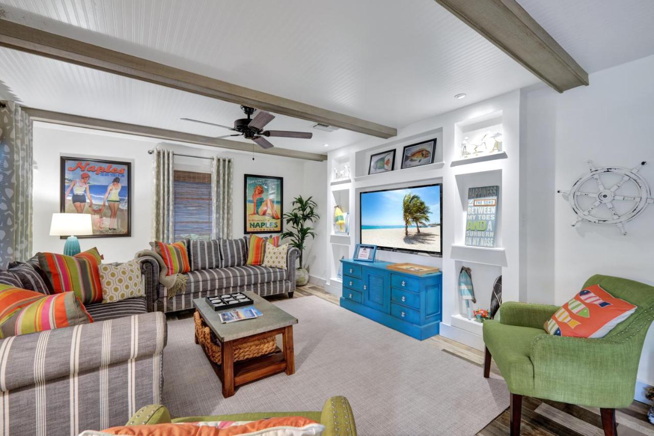 Coastal Vibes Pickleball Court One Mile to the Beach in Naples, United States