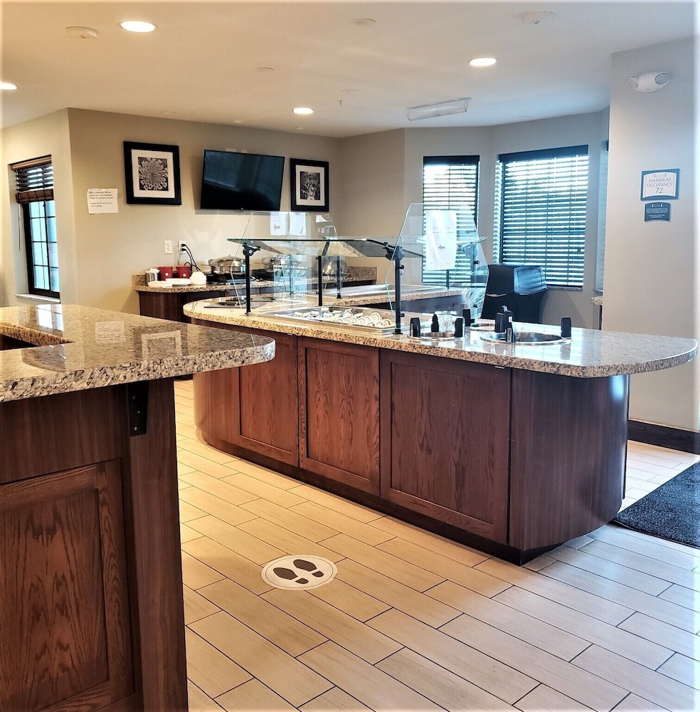 Staybridge Suites Omaha West by IHG - photo 27
