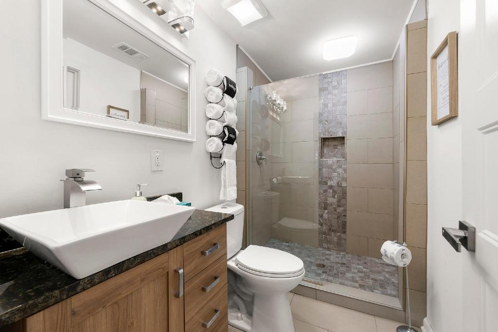 Gorgeous EST Mercedes Stdm 10 min Patio Slps 10 - photo 13