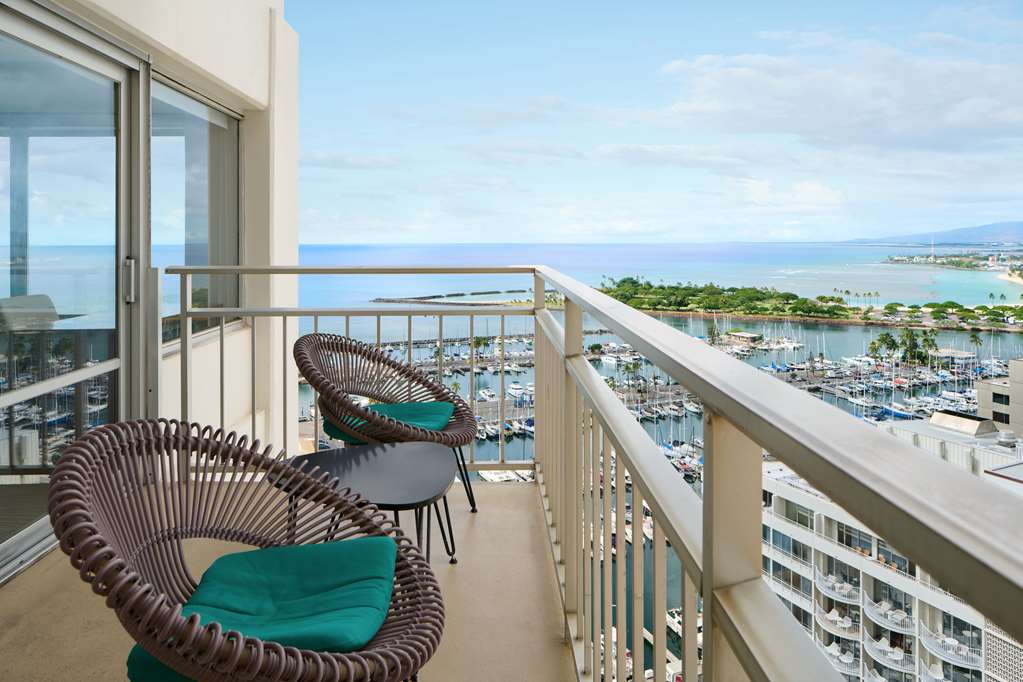 Ilikai Hotel & Luxury Suites - photo 30