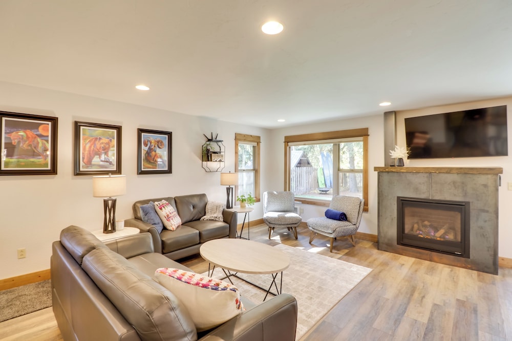 5 Mi to Whitefish Resort: Getaway w Shared Patio - photo 24