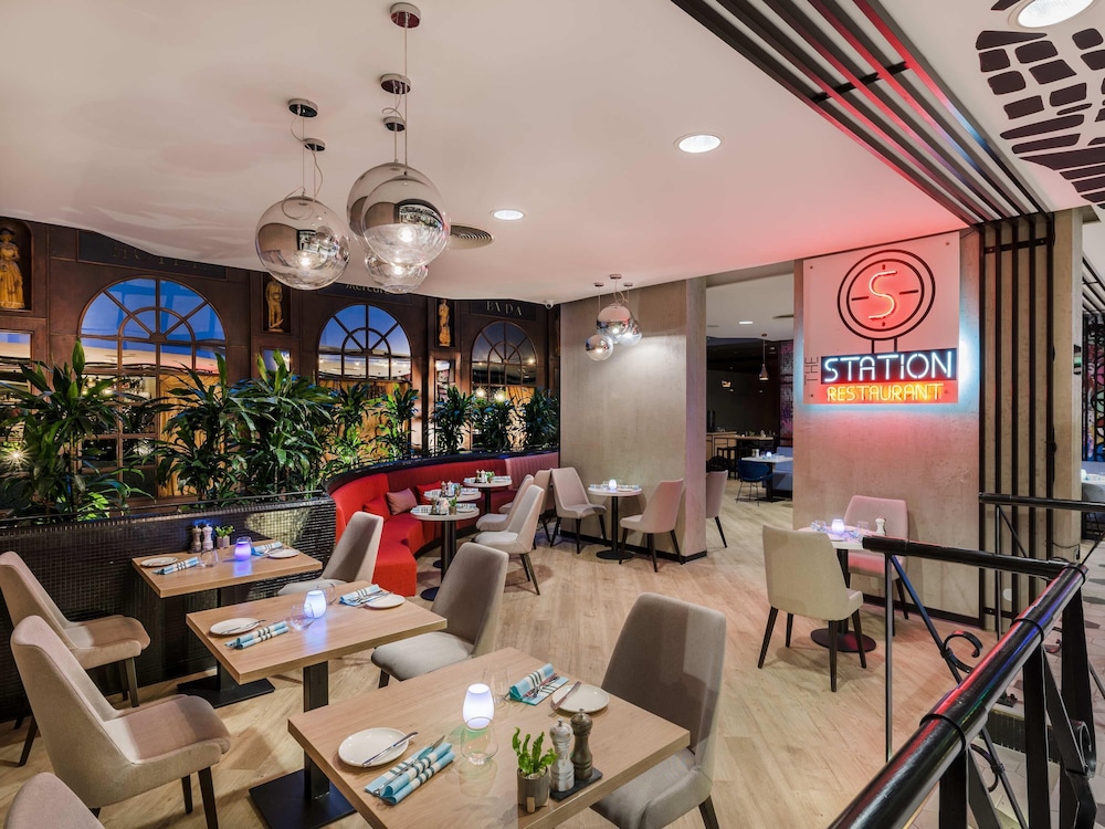 מזון ומשקאות