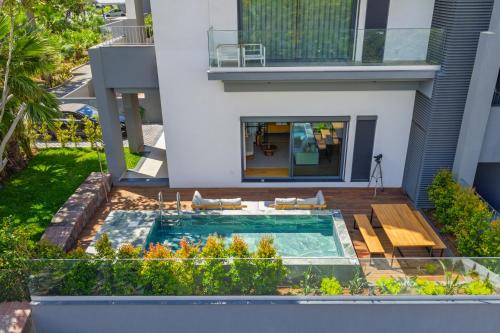 Acqua Private Swimming Pool — 4-Star Luxury Hotel in Funchal, Portugal