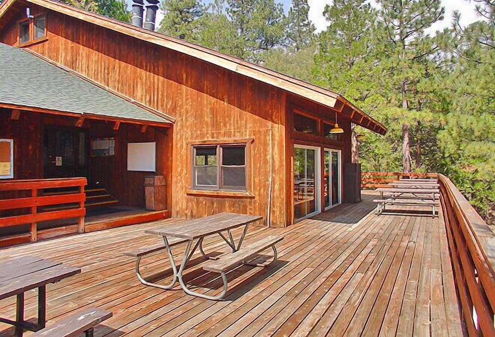 Idyllwild RV Resort Caravan Park - photo 22