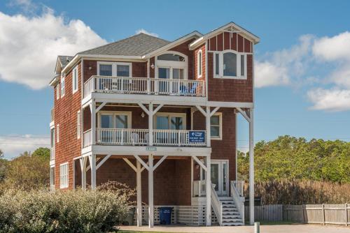 4 Shore in Nags Head, United States