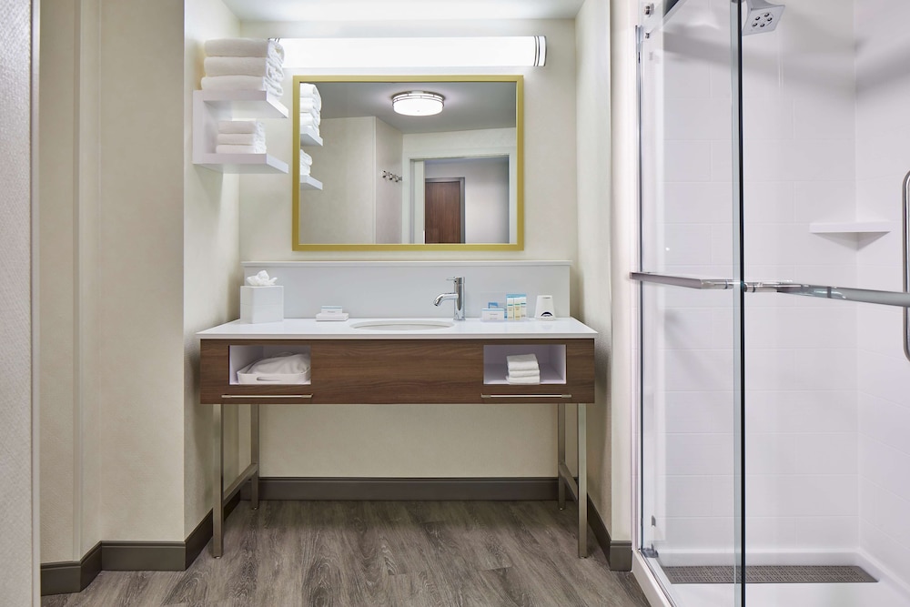 Hampton Inn & Suites Atlanta Midtown - photo 33