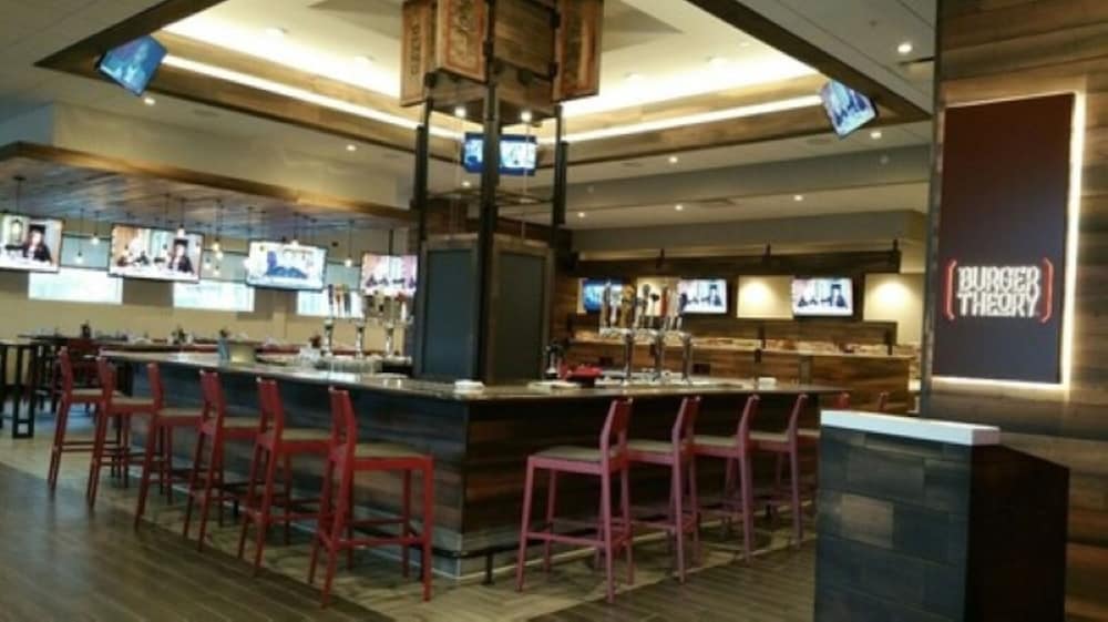 Holiday Inn Omaha Downtown Waterpark by IHG - photo 54