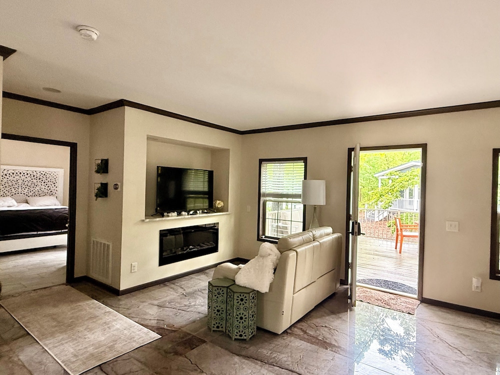 Swan Lake Resort Rentals - photo 128
