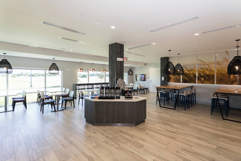 TownePlace Suites by Marriott Port St. Lucie I 95 - photo 38