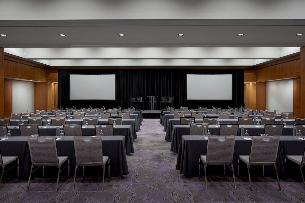 The Opus Westchester Autograph Collection - photo 33
