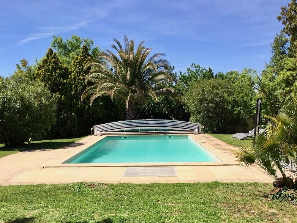 Clos de la Colombe - last minute hotel in Le Pouget