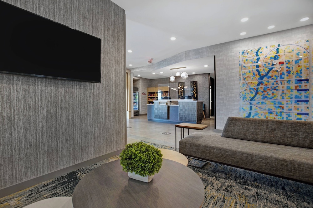 TownePlace Suites by Marriott Phoenix Glendale Sports & Entertainment District - photo 7