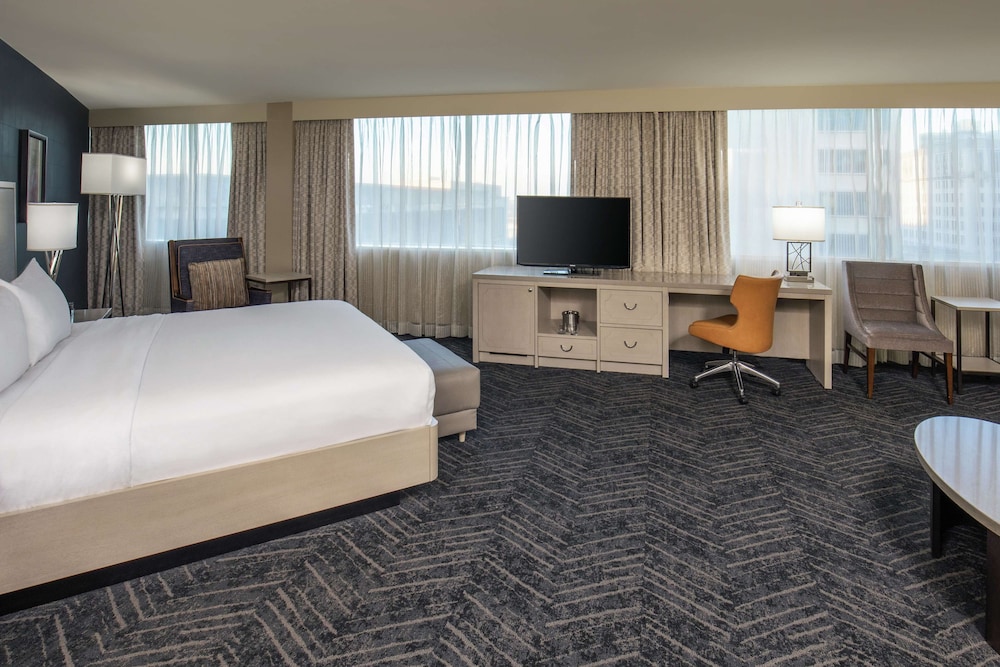DoubleTree by Hilton Hotel Nashville Downtown - photo 73
