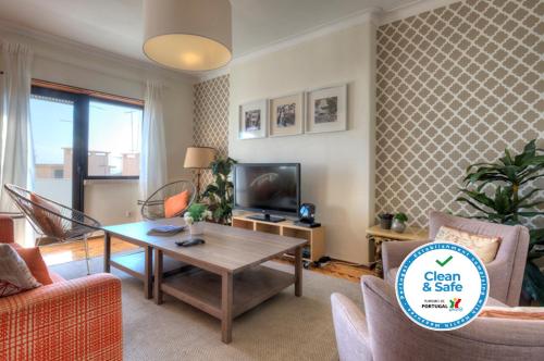 Santa Apolonia 7D 6 Bedrooms