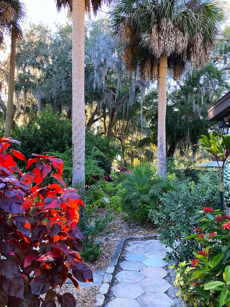 Retreat at Crystal Manatee - photo 18