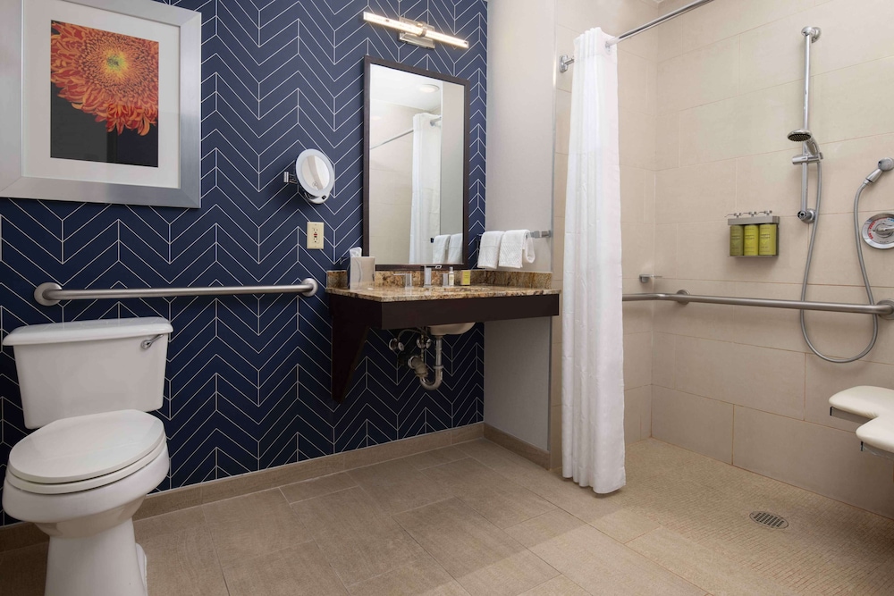 DoubleTree by Hilton San Francisco Airport - photo 33