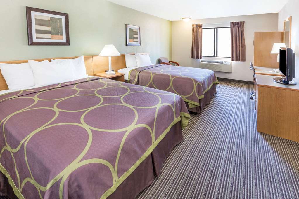 Super 8 by Wyndham Bend - photo 10
