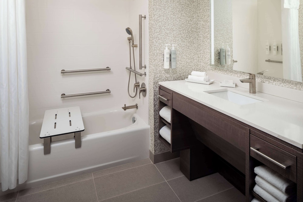 Home2 Suites By Hilton Wilmington Medical Park Downtown - photo 13