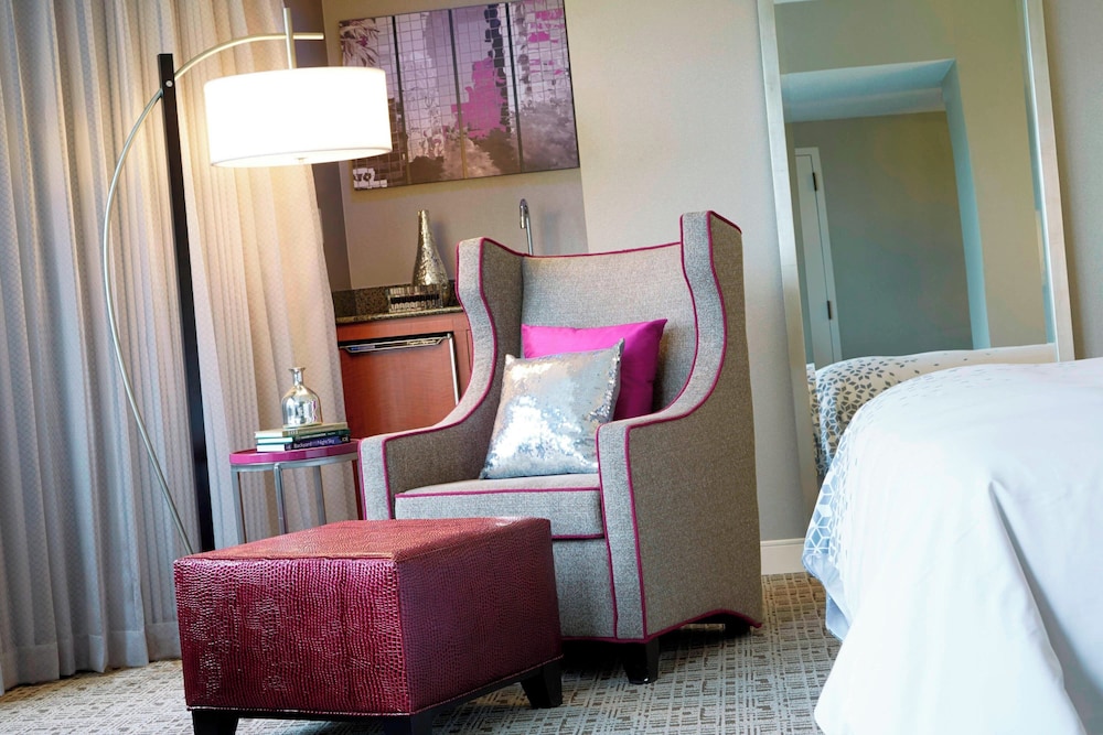 Renaissance Atlanta Waverly Hotel & Convention Center - photo 12