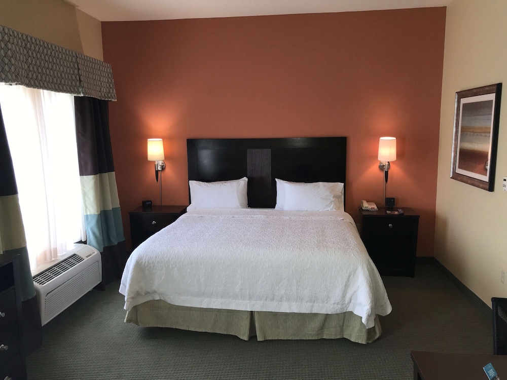 Hampton Inn & Suites Austin Lakeway - photo 15