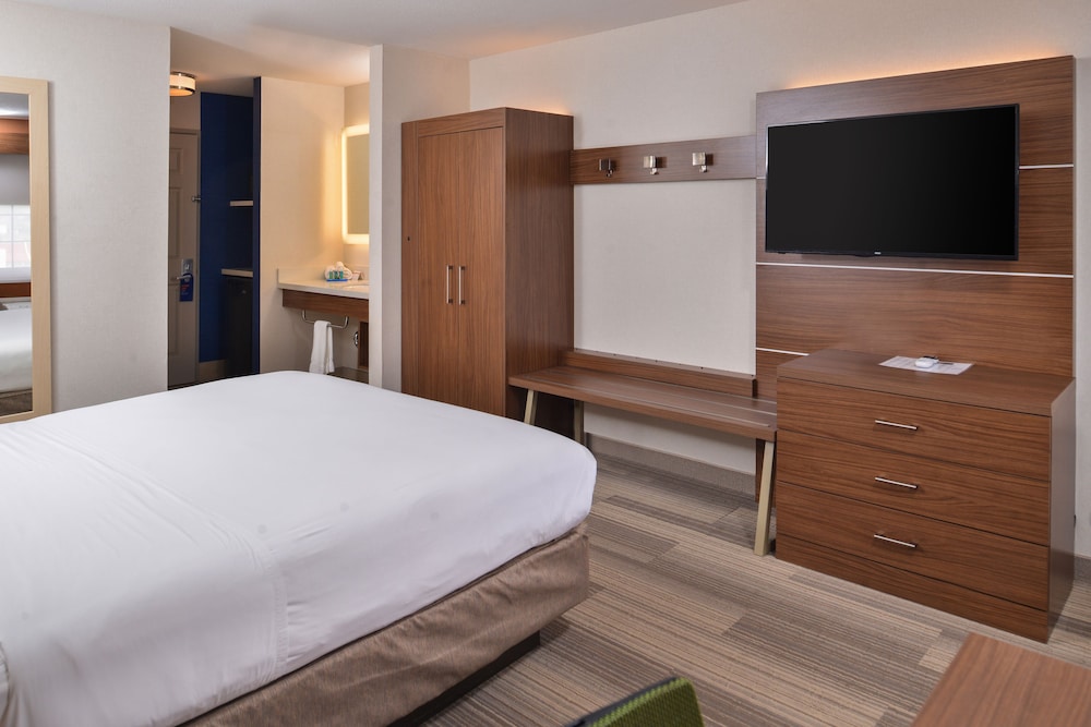 Holiday Inn Express Westley North Patterson Area - photo 8